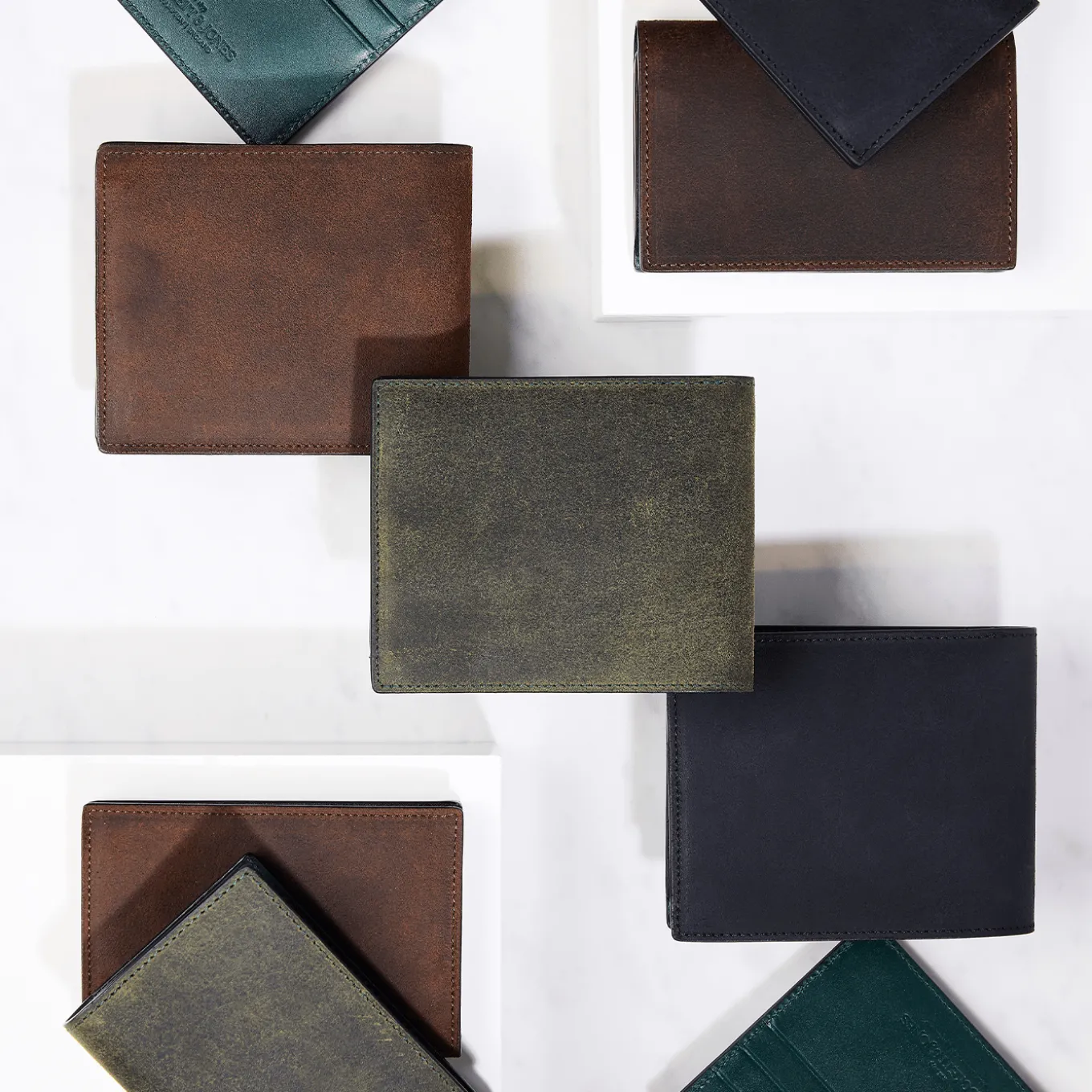 folded_card_case_roughout_4.webp Folded Card Case Rough-Out Suede
